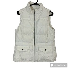 Ann Taylor Loft white puffer vest. Size small. Button pockets.